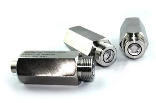 Drie waterdichte UV-sensoren UVC-SE van roestvrij staal met G-3/4-inch-schroefdraad en kwartsvenster