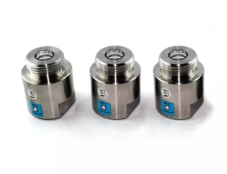 UVC sensor with integrated amplifier