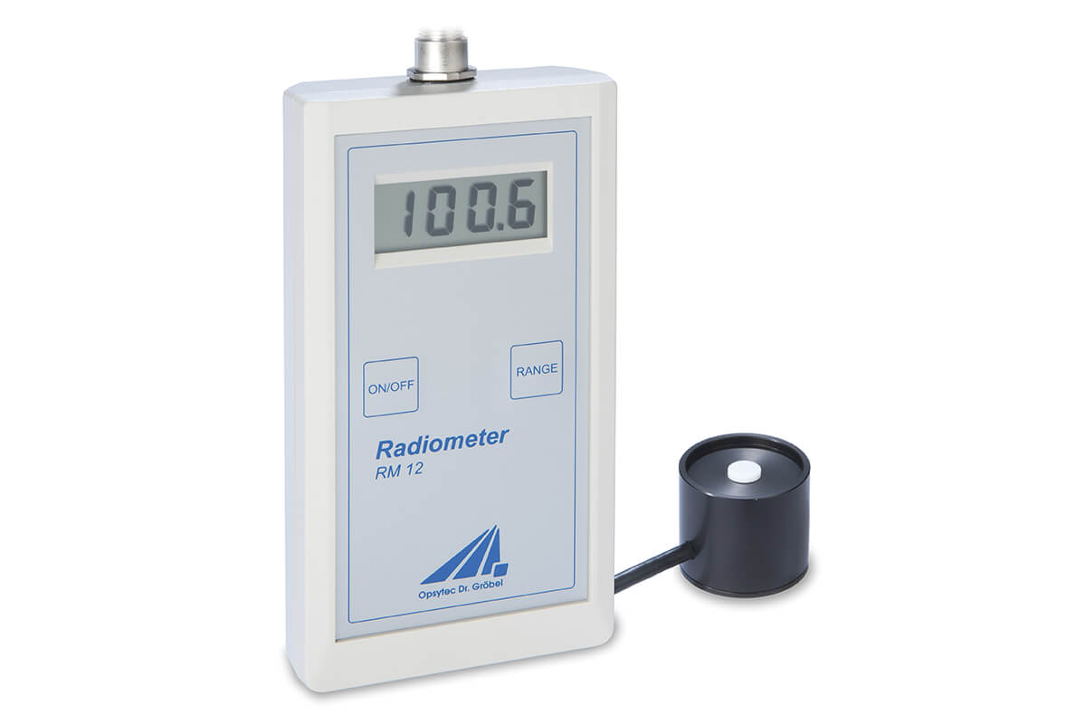 Precise hand-held radiometer for irradiance and illuminance.